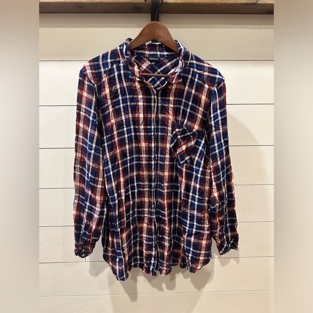 Torrid Women’s Plaid Button-Up Shirt- size 3